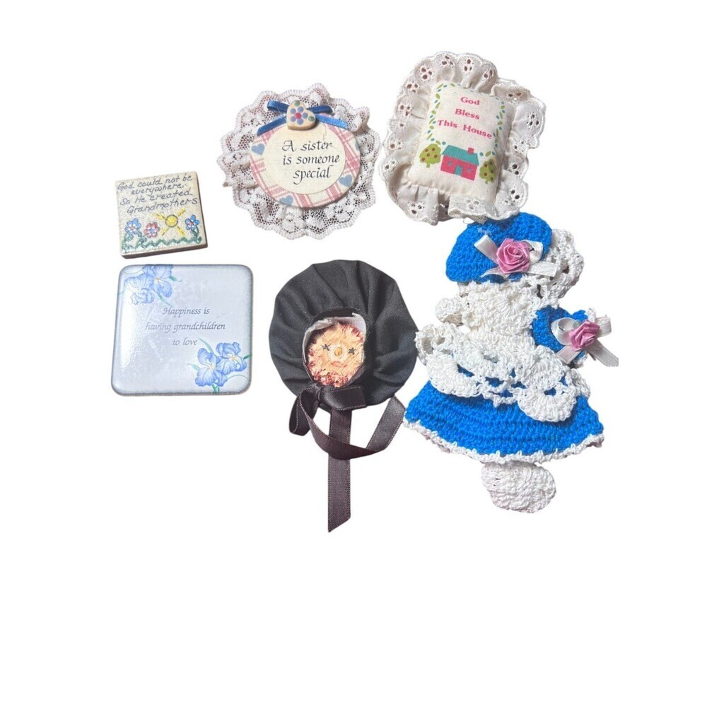 Lot of 6 Vintage Cottagecore Crochet Refrigerator Magnets Home Decor Souvenirs